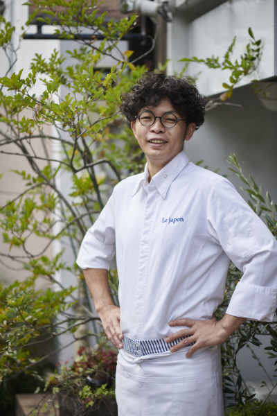 中田耕一郎