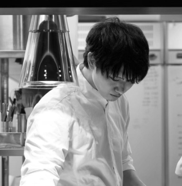髙坂 星也