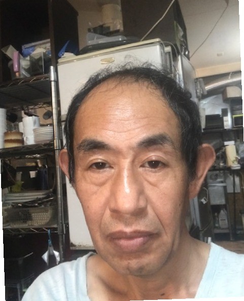 久行　譲