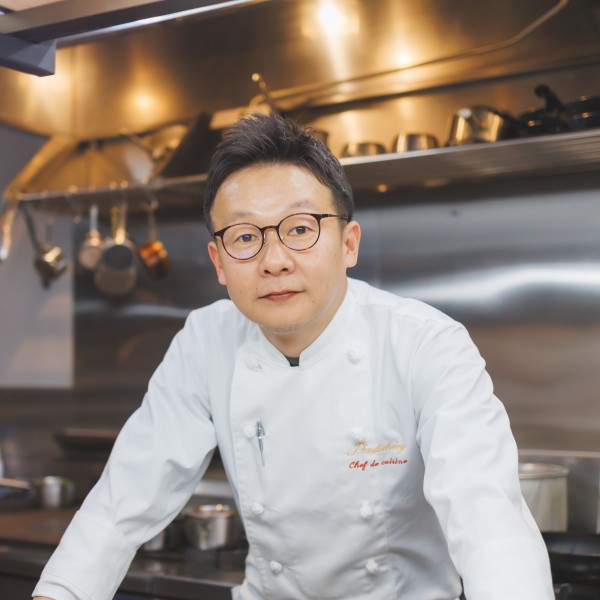 本多　健比古